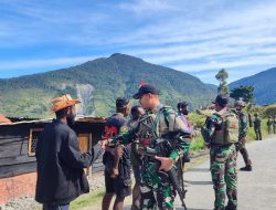 Satgas Yonif 112/DJ Hadirkan Layanan Kesehatan Keliling Bagi Warga Papua