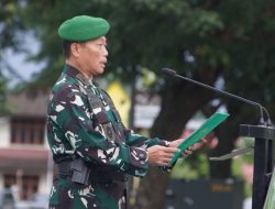 Irdam IM Pimpin Upacara Bulanan di Lapangan Blang Padang, Bacakan Amanat Kasad