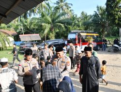 Polres Aceh Timur Salurkan Bantuan untuk Dayah Terdampak Banjir
