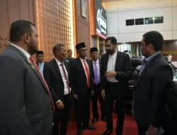 Gubernur Aceh Muzakir Manaf Hadir Di Paripurna Pelaporan LKPJ Dpra