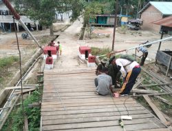 Kodim 0116/Nara lanjutkan Pengecoran Jembatan Gantung Penghubung Dua Desa di Nagan Raya