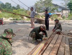 Dandim 0108/Agara Tinjau Progres Pembangunan Jembatan Gantung di Ds. Teger Miko, Aceh Tenggara, kini Progres Capai 83 Persen