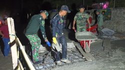 Kodim 0108/Agara Bersama Warga Lembur Hingga Malam, Percepat Pembangunan Jembatan Beton Penghubung Antar Desa dan Kecamatan di Aceh Tenggara