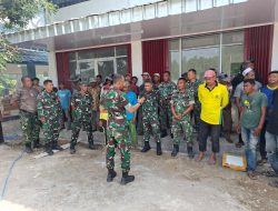 Koramil 08/Kembang Tanjong, Kodim 0102/Pidie bersama warga Gotong Royong Bersihkan Koperasi Desa Merah Putih Kayee Panyang