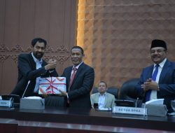 Gubernur Aceh Sampaikan Raqan Pertanggungjawaban Pelaksanaan APBA 2025 ke DPRA