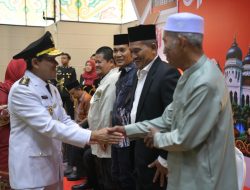 Peringati HUT Ke-81 RI, Pemerintah Aceh Beri Penghargaan kepada Keluarga Pahlawan