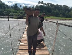 Kodim 0108 dan Warga terus Percepat Pembangunan Jembatan Gantung Perintis di Kumbang Jaya Aceh Tenggara