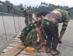 TNI dan Warga terus Percepat Penyelesaian Jembatan Gantung di Ds. Kumbang Jaya, Kab. Aceh Tenggara