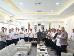 WAGUB ACEH DAN PIMPINAN DPRA BAHAS PERCEPATAN QANUN APBA DAN STABILITAS SOSIAL