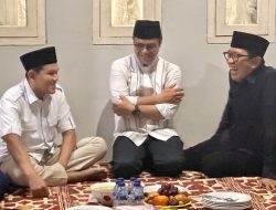 Wagub Aceh Dek Fadh Bertakziah ke Rumah Duka Sjamsul Kahar, Ayahanda Wamenkomdigi Nezar Patria