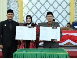 Legislatif Dan Eksekutif Kota Banda Aceh TandaTangan Persetujuan Ragan Perubahan APBK Tahun 2026